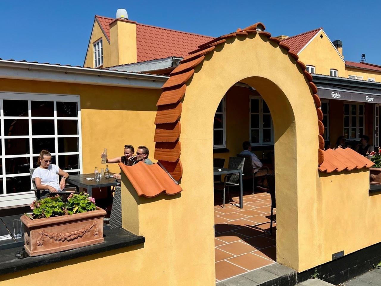 Oro Kro & Hotel Ngoại thất bức ảnh